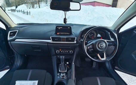 Mazda Axela, 2017 год, 1 470 000 рублей, 32 фотография