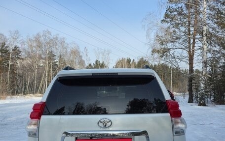 Toyota Land Cruiser Prado 150 рестайлинг 2, 2011 год, 3 050 000 рублей, 5 фотография