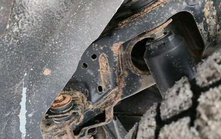 Toyota Land Cruiser Prado 150 рестайлинг 2, 2011 год, 3 050 000 рублей, 22 фотография