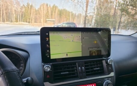 Toyota Land Cruiser Prado 150 рестайлинг 2, 2011 год, 3 050 000 рублей, 12 фотография