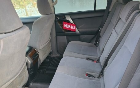 Toyota Land Cruiser Prado 150 рестайлинг 2, 2011 год, 3 050 000 рублей, 16 фотография