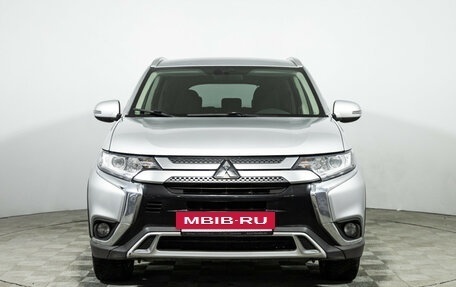 Mitsubishi Outlander III рестайлинг 3, 2021 год, 1 869 777 рублей, 2 фотография