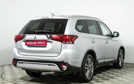 Mitsubishi Outlander III рестайлинг 3, 2021 год, 1 869 777 рублей, 5 фотография