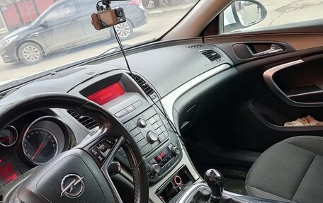 Opel Insignia II рестайлинг, 2011 год, 750 000 рублей, 6 фотография