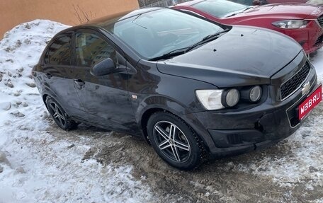 Chevrolet Aveo III, 2013 год, 650 000 рублей, 1 фотография