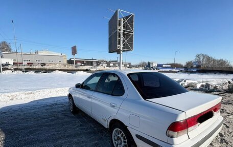 Nissan Sunny N16, 2000 год, 210 000 рублей, 5 фотография