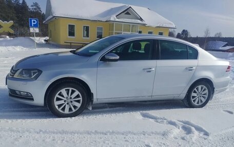 Volkswagen Passat B7, 2011 год, 975 000 рублей, 2 фотография