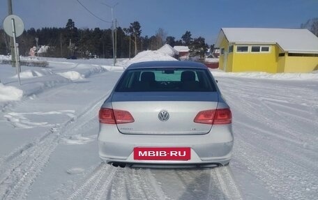 Volkswagen Passat B7, 2011 год, 975 000 рублей, 4 фотография
