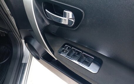 Nissan Dualis, 2009 год, 820 000 рублей, 19 фотография