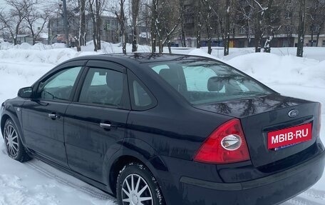 Ford Focus II рестайлинг, 2006 год, 320 000 рублей, 5 фотография