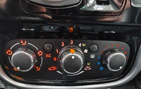 Renault Duster I рестайлинг, 2013 год, 850 000 рублей, 14 фотография