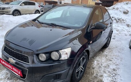 Chevrolet Aveo III, 2013 год, 650 000 рублей, 2 фотография