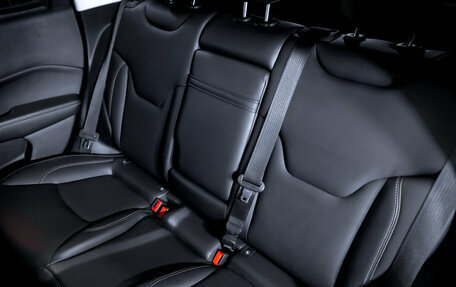 Jeep Compass II, 2018 год, 2 050 000 рублей, 29 фотография