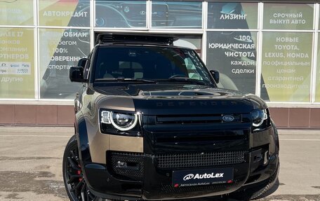 Land Rover Defender II, 2022 год, 11 350 000 рублей, 1 фотография