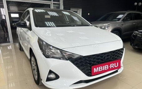 Hyundai Solaris II рестайлинг, 2021 год, 1 480 000 рублей, 4 фотография