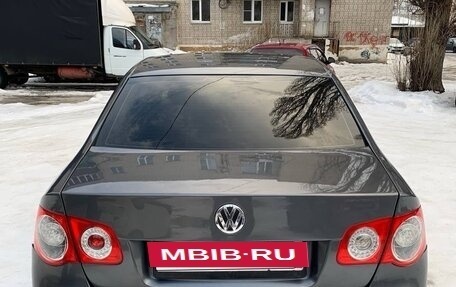 Volkswagen Jetta VI, 2009 год, 560 000 рублей, 3 фотография