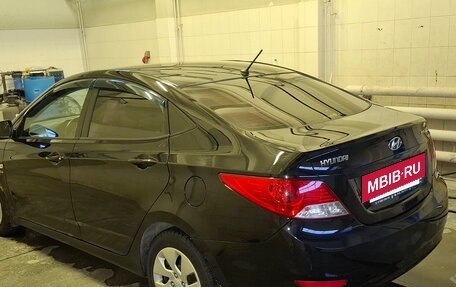 Hyundai Solaris II рестайлинг, 2012 год, 720 000 рублей, 8 фотография