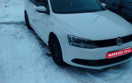 Volkswagen Jetta VI, 2014 год, 860 000 рублей, 2 фотография