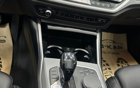 BMW 3 серия, 2019 год, 3 400 000 рублей, 17 фотография