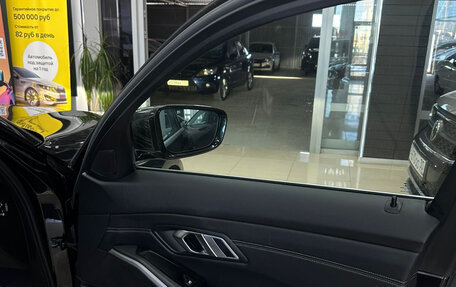 BMW 3 серия, 2019 год, 3 400 000 рублей, 23 фотография