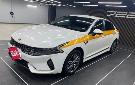 KIA K5, 2020 год, 1 620 000 рублей, 2 фотография