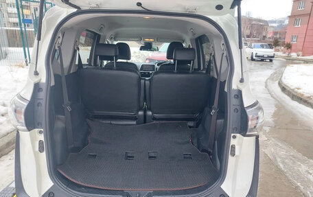 Toyota Sienta II, 2022 год, 2 150 000 рублей, 5 фотография