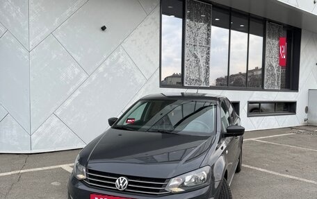 Volkswagen Polo VI (EU Market), 2017 год, 860 000 рублей, 2 фотография