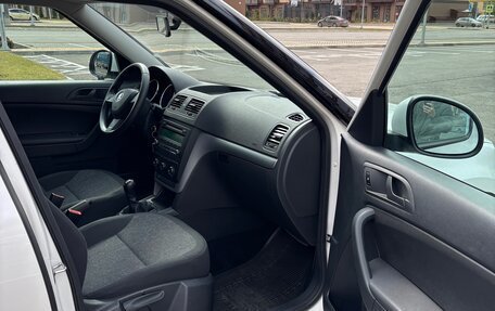 Skoda Yeti I рестайлинг, 2014 год, 1 500 000 рублей, 12 фотография