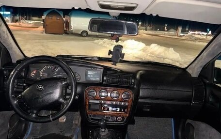 Opel Omega B, 1997 год, 120 000 рублей, 2 фотография