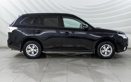 Mitsubishi Outlander III рестайлинг 3, 2013 год, 1 448 000 рублей, 8 фотография