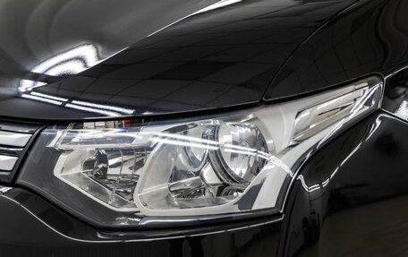 Mitsubishi Outlander III рестайлинг 3, 2013 год, 1 448 000 рублей, 11 фотография