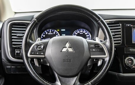 Mitsubishi Outlander III рестайлинг 3, 2013 год, 1 448 000 рублей, 16 фотография