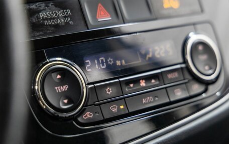 Mitsubishi Outlander III рестайлинг 3, 2013 год, 1 448 000 рублей, 32 фотография