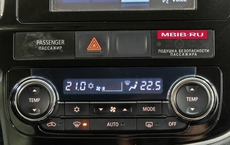 Mitsubishi Outlander III рестайлинг 3, 2013 год, 1 448 000 рублей, 24 фотография