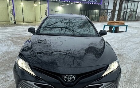 Toyota Camry, 2020 год, 2 650 000 рублей, 1 фотография