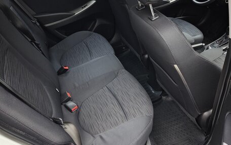 Hyundai Solaris II рестайлинг, 2016 год, 940 000 рублей, 9 фотография