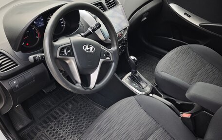 Hyundai Solaris II рестайлинг, 2016 год, 940 000 рублей, 10 фотография