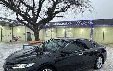 Toyota Camry, 2020 год, 2 650 000 рублей, 3 фотография