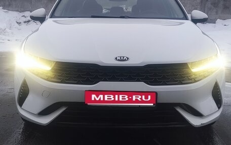 KIA K5, 2021 год, 1 590 000 рублей, 3 фотография
