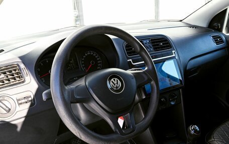 Volkswagen Polo VI (EU Market), 2018 год, 799 000 рублей, 10 фотография