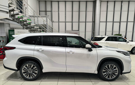 Toyota Highlander, 2025 год, 5 550 000 рублей, 5 фотография