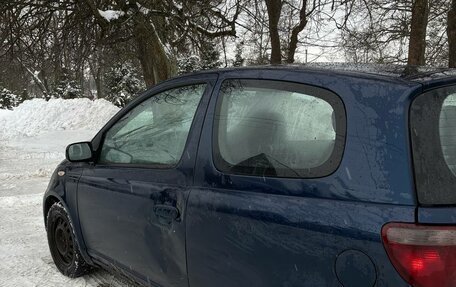 Toyota Yaris I рестайлинг, 2001 год, 210 000 рублей, 6 фотография