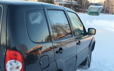 Chevrolet Niva I рестайлинг, 2019 год, 730 000 рублей, 5 фотография