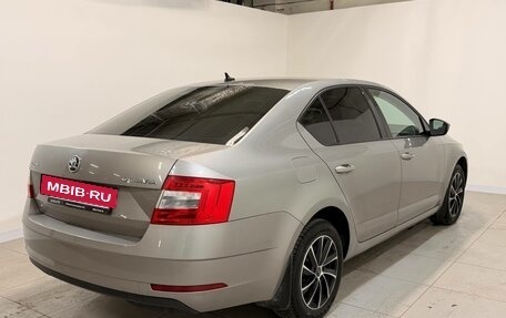 Skoda Octavia, 2018 год, 1 450 000 рублей, 5 фотография