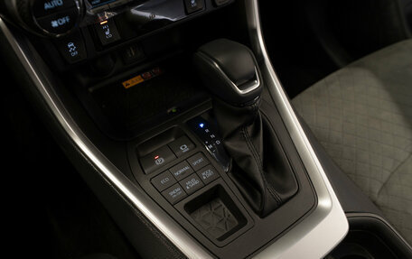 Toyota RAV4, 2025 год, 4 150 000 рублей, 19 фотография