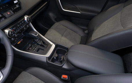 Toyota RAV4, 2025 год, 4 150 000 рублей, 18 фотография