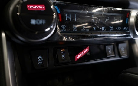 Toyota RAV4, 2025 год, 4 150 000 рублей, 25 фотография