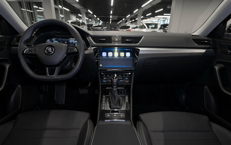 Skoda Superb III рестайлинг, 2025 год, 3 300 000 рублей, 8 фотография