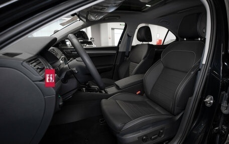 Skoda Superb III рестайлинг, 2025 год, 3 300 000 рублей, 9 фотография