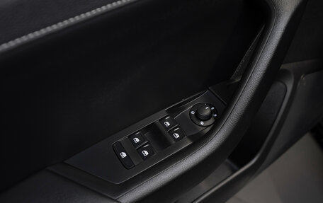 Skoda Superb III рестайлинг, 2025 год, 3 300 000 рублей, 20 фотография